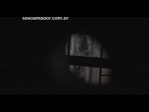❤️ Blondina este filmată în secret de un voyeur din cartier ascuns în spatele unor cărămizi goale ❌ at ro.centr-klassiki.ru ❤